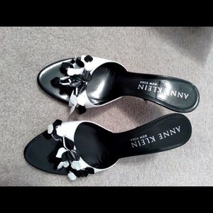 Anne Klein Black & White Slip On